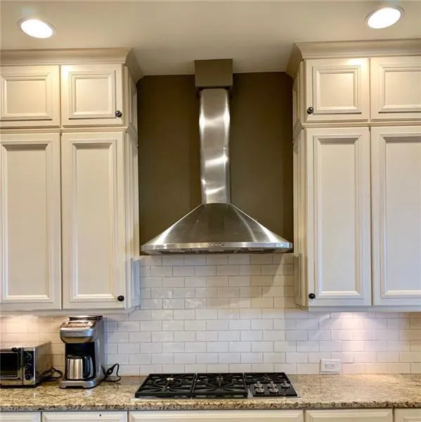 6060 City Walk Lane Unit 402, Sandy Springs, Georgia 30328, 3 Bedrooms Bedrooms, ,3 BathroomsBathrooms,Residential,Sold,6060 City Walk Lane Unit 402,6673587