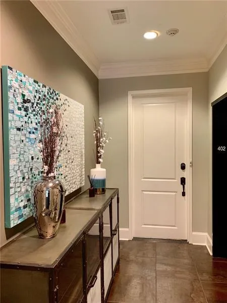 6060 City Walk Lane Unit 402, Sandy Springs, Georgia 30328, 3 Bedrooms Bedrooms, ,3 BathroomsBathrooms,Residential,Sold,6060 City Walk Lane Unit 402,6673587