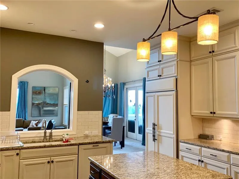 6060 City Walk Lane Unit 402, Sandy Springs, Georgia 30328, 3 Bedrooms Bedrooms, ,3 BathroomsBathrooms,Residential,Sold,6060 City Walk Lane Unit 402,6673587