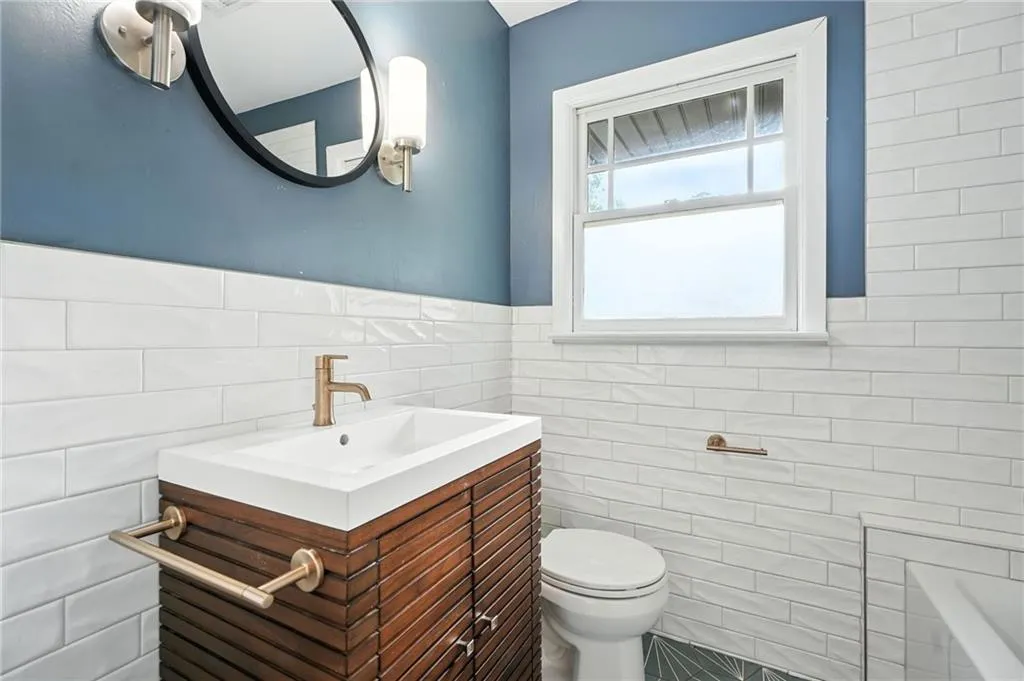 Updated Bathroom with Subway tile