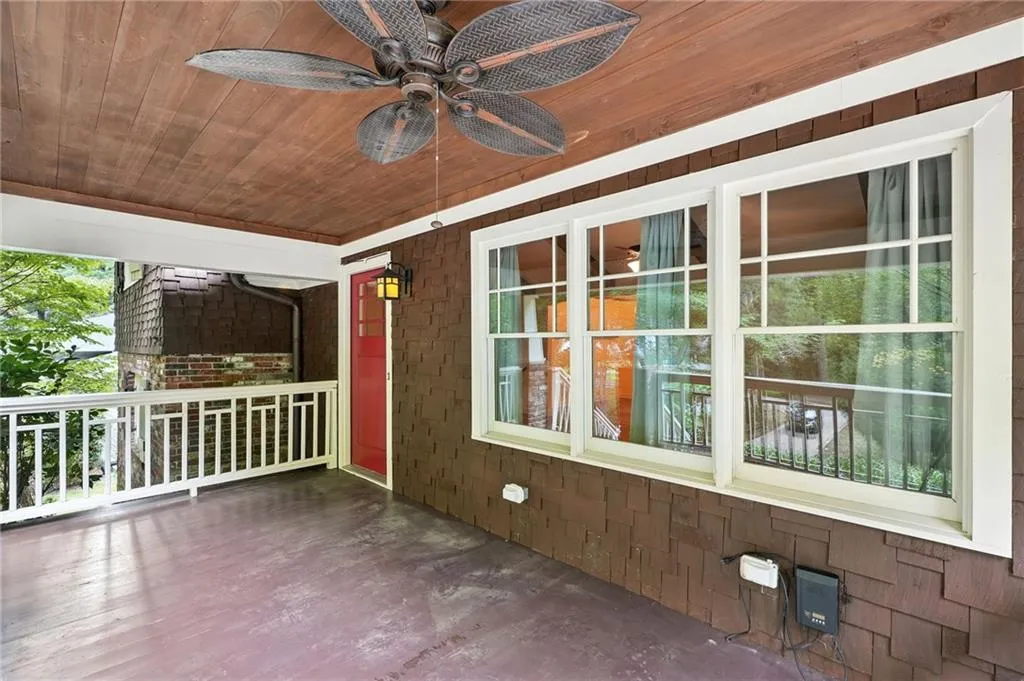 1277 Brookshire Lane Ne, Brookhaven, Georgia 30319, 4 Bedrooms Bedrooms, ,3 BathroomsBathrooms,Residential,For Sale,1277 Brookshire Lane Ne,7630623