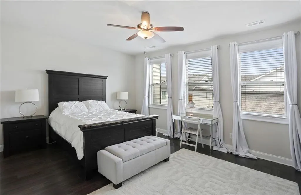 4206 Deming Circle, Atlanta, Georgia 30342, 3 Bedrooms Bedrooms, ,3 BathroomsBathrooms,Residential,Sold,4206 Deming Circle,6925262