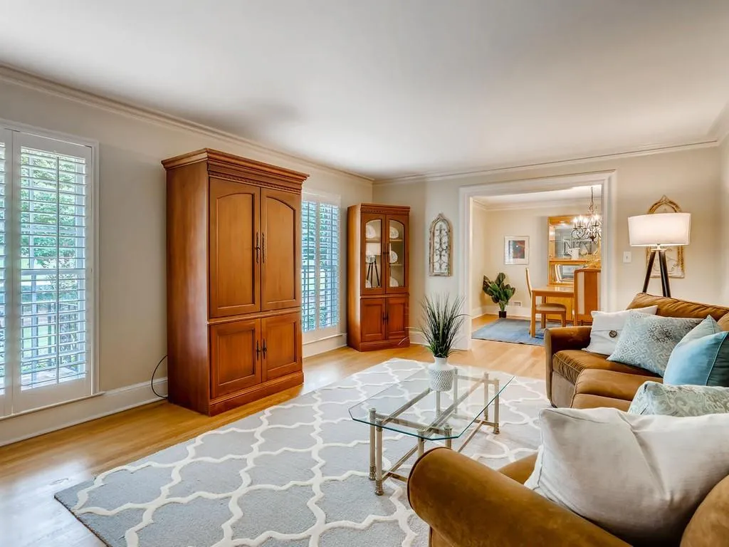 6250 River Shore Parkway, Sandy Springs, Georgia 30328, 4 Bedrooms Bedrooms, ,3 BathroomsBathrooms,Residential,Sold,6250 River Shore Parkway,6767335