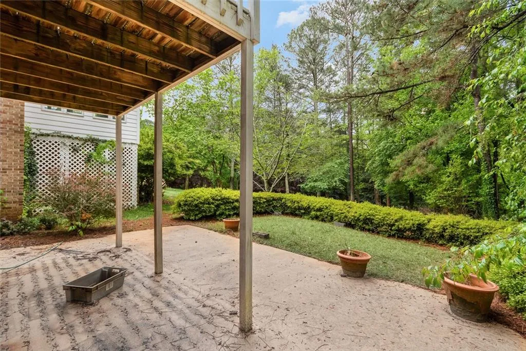 2665 Spalding Drive, Sandy Springs, Georgia 30350, 7 Bedrooms Bedrooms, ,4 BathroomsBathrooms,Residential,Sold,2665 Spalding Drive,6871893