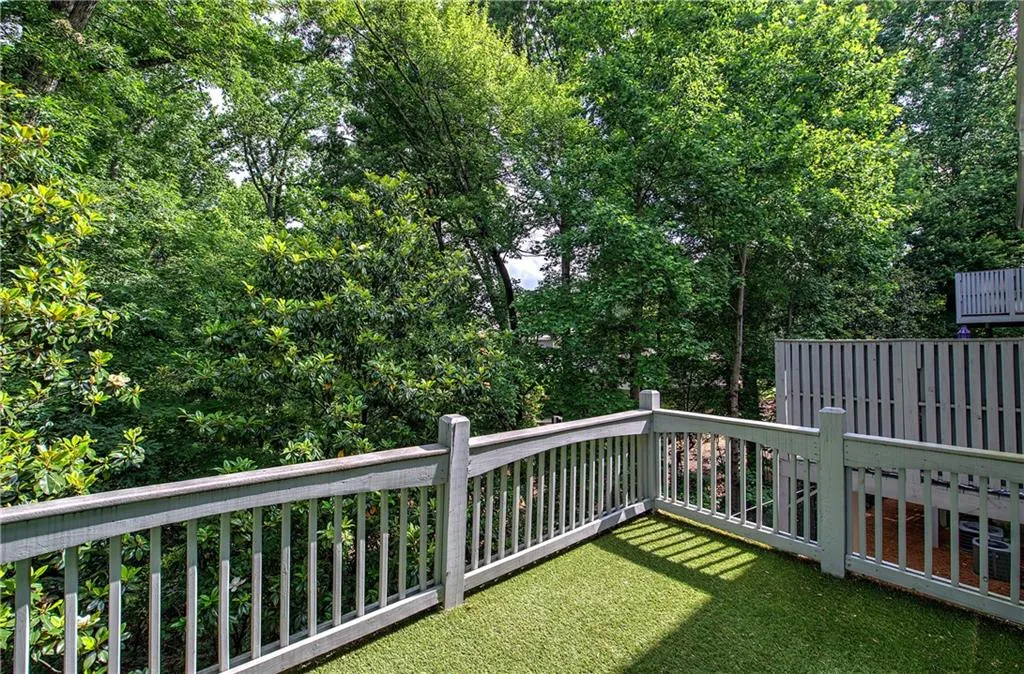 Atlanta, Georgia 30342, 4 Bedrooms Bedrooms, ,3 BathroomsBathrooms,Residential,Sold,7582560
