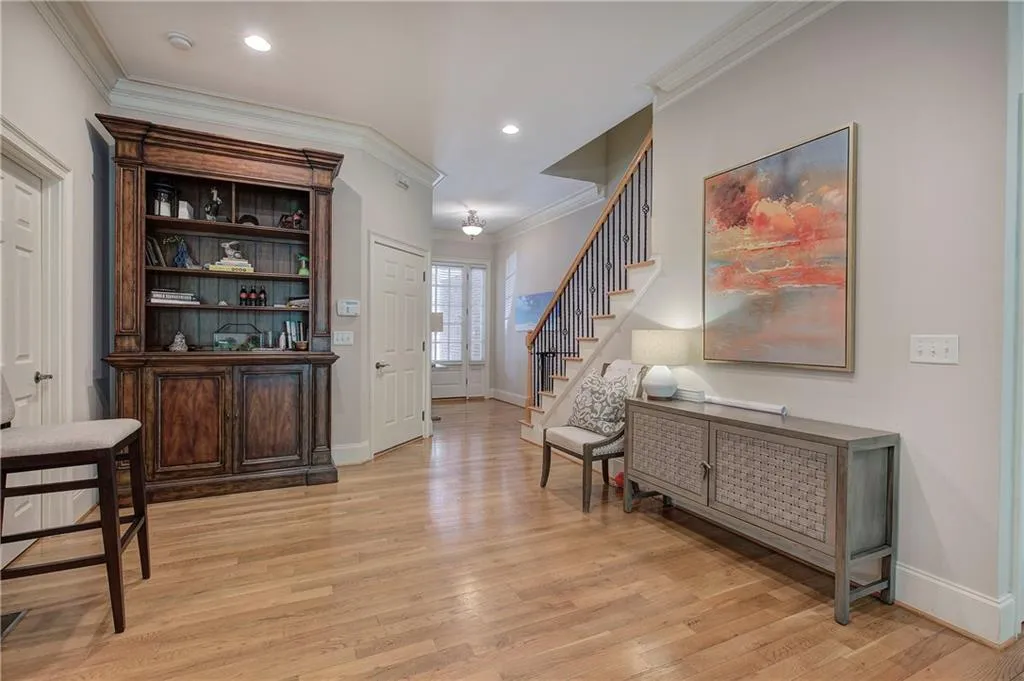 Atlanta, Georgia 30342, 4 Bedrooms Bedrooms, ,3 BathroomsBathrooms,Residential,Sold,7582560
