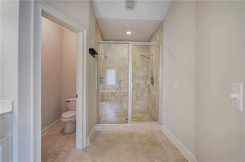 Atlanta, Georgia 30342, 4 Bedrooms Bedrooms, ,3 BathroomsBathrooms,Residential,Sold,7582560