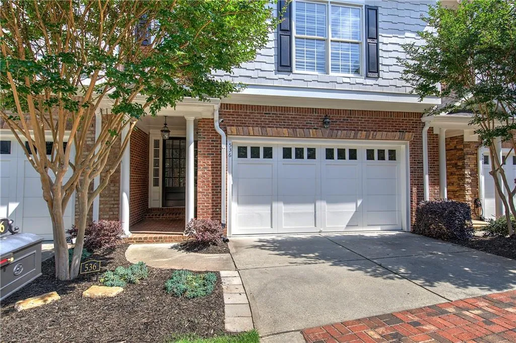 Atlanta, Georgia 30342, 4 Bedrooms Bedrooms, ,3 BathroomsBathrooms,Residential,Sold,7582560