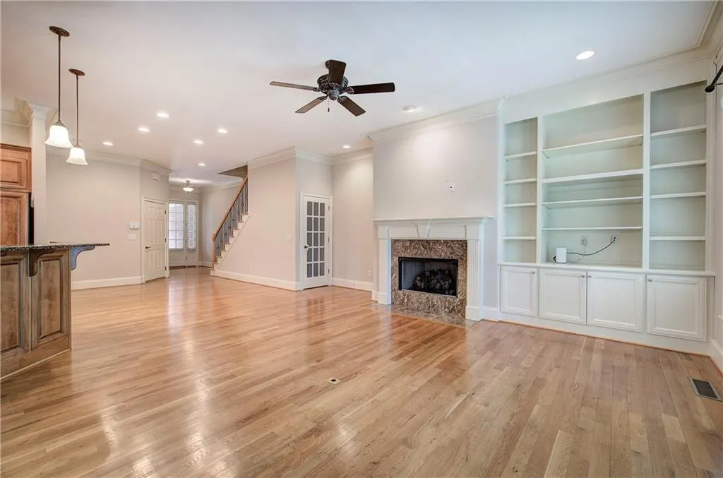Atlanta, Georgia 30342, 4 Bedrooms Bedrooms, ,3 BathroomsBathrooms,Residential,Sold,7582560