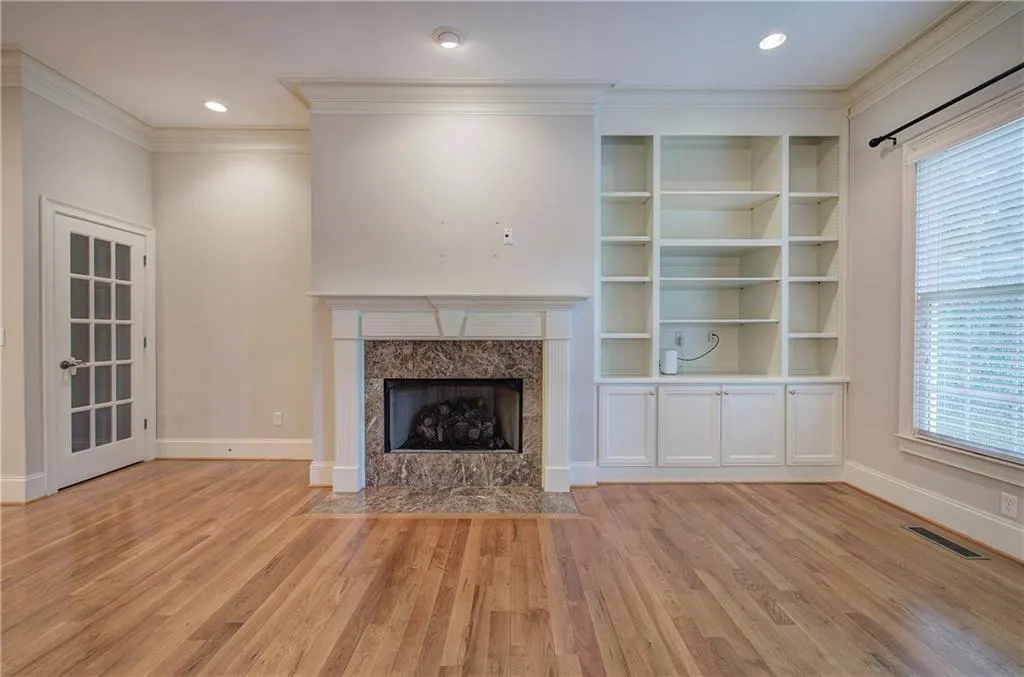 Atlanta, Georgia 30342, 4 Bedrooms Bedrooms, ,3 BathroomsBathrooms,Residential,Sold,7582560
