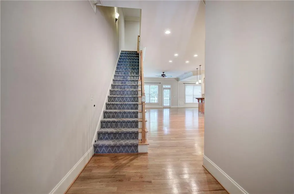 Atlanta, Georgia 30342, 4 Bedrooms Bedrooms, ,3 BathroomsBathrooms,Residential,Sold,7582560