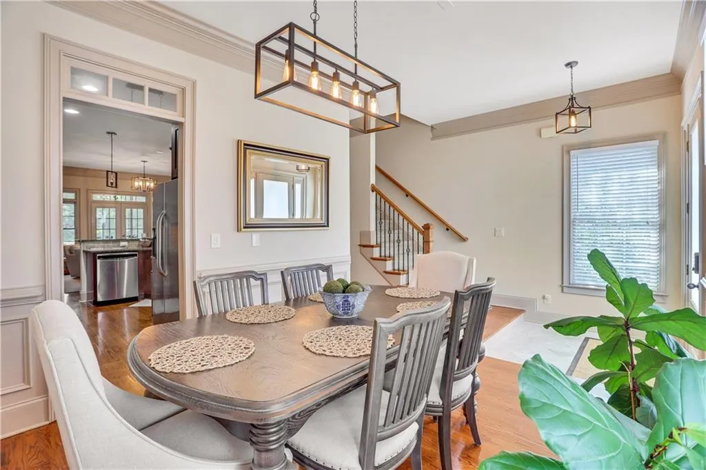 972 Persimmon Point, Sandy Springs, Georgia 30328, 3 Bedrooms Bedrooms, ,3 BathroomsBathrooms,Residential,Sold,972 Persimmon Point,7094008