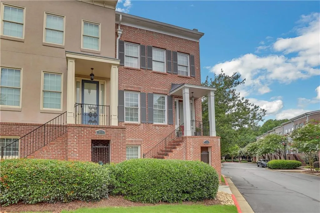 972 Persimmon Point, Sandy Springs, Georgia 30328, 3 Bedrooms Bedrooms, ,3 BathroomsBathrooms,Residential,Sold,972 Persimmon Point,7094008