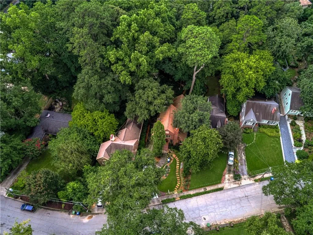 361 Delmont Drive Ne, Atlanta, Georgia 30305, 3 Bedrooms Bedrooms, ,2 BathroomsBathrooms,Residential,Sold,361 Delmont Drive Ne,5884205