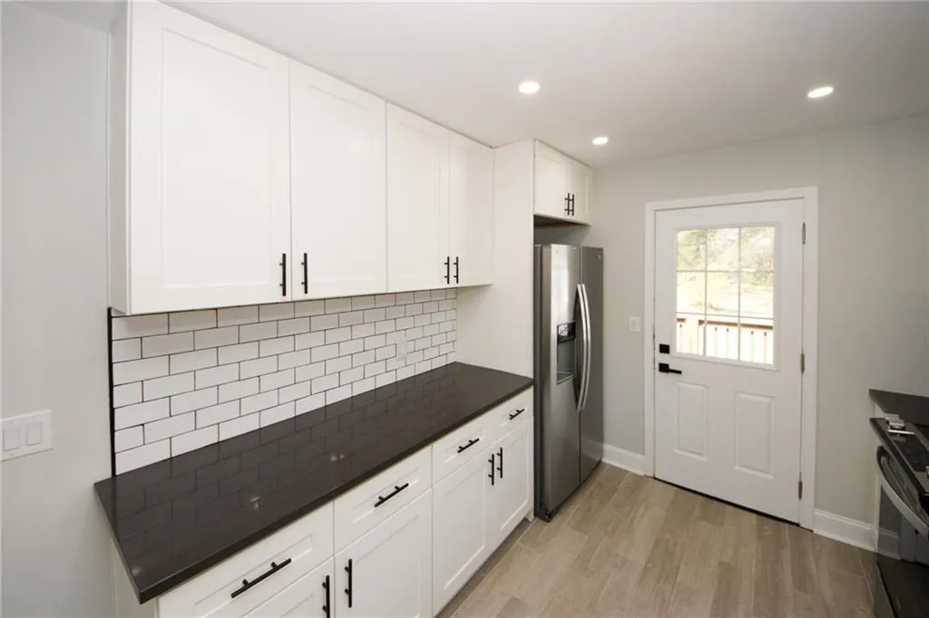 662 Gary Road Nw, Atlanta, Georgia 30318, 3 Bedrooms Bedrooms, ,3 BathroomsBathrooms,Residential,For Sale,662 Gary Road Nw,7603257