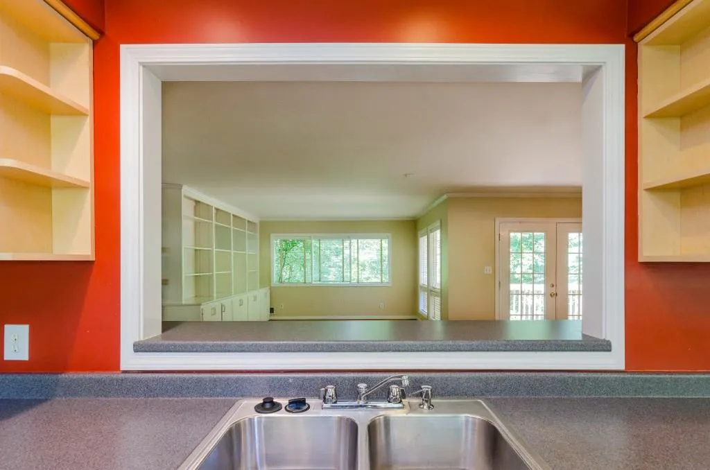 6310 Cherry Tree Lane, Sandy Springs, Georgia 30328, 3 Bedrooms Bedrooms, ,2 BathroomsBathrooms,Residential,Sold,6310 Cherry Tree Lane,5869697