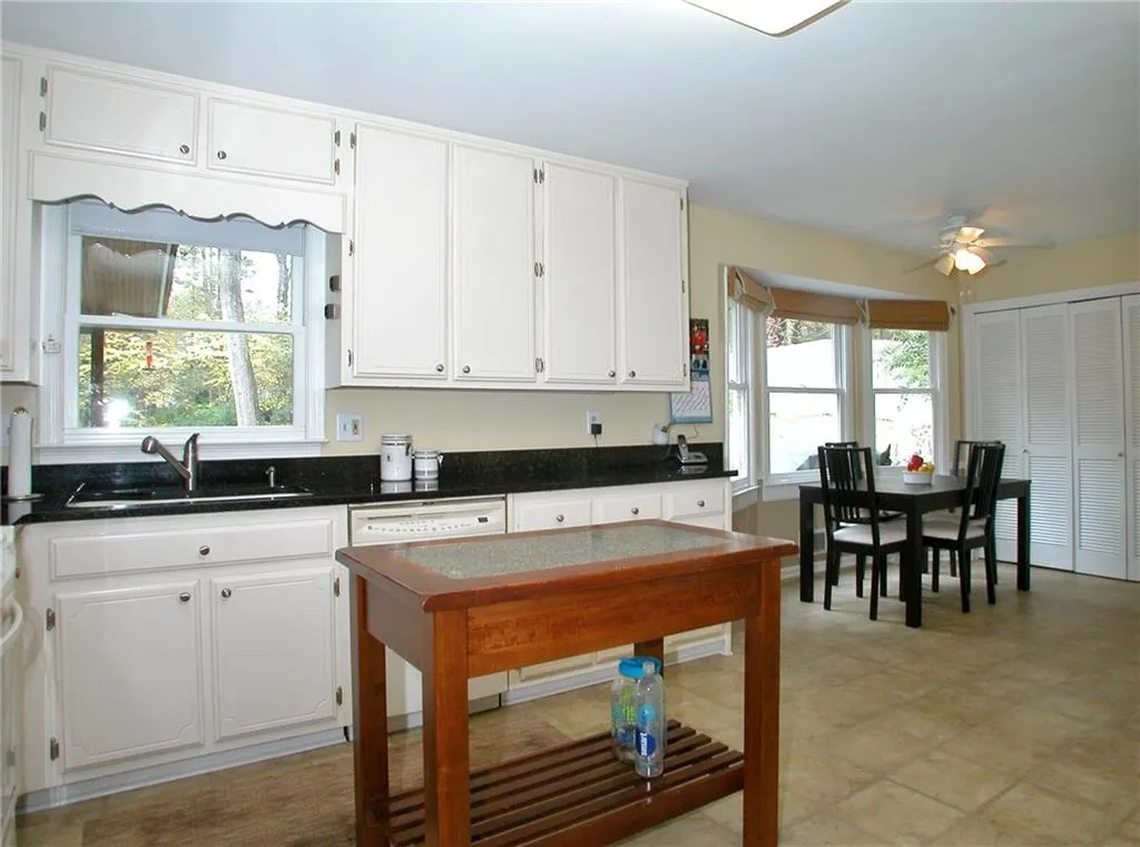 4150 Brawley Drive, Brookhaven, Georgia 30319, 4 Bedrooms Bedrooms, ,2 BathroomsBathrooms,Residential,Sold,4150 Brawley Drive,5613874