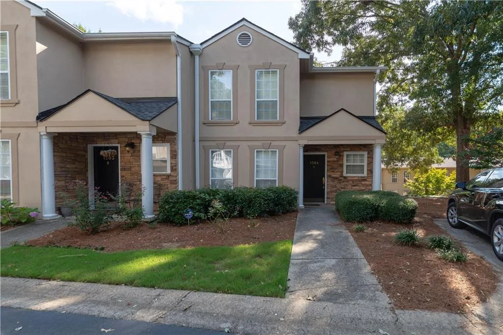 1204 Masons Creek Circle, Sandy Springs, Georgia 30350, 2 Bedrooms Bedrooms, ,2 BathroomsBathrooms,Residential,Sold,1204 Masons Creek Circle,6777644