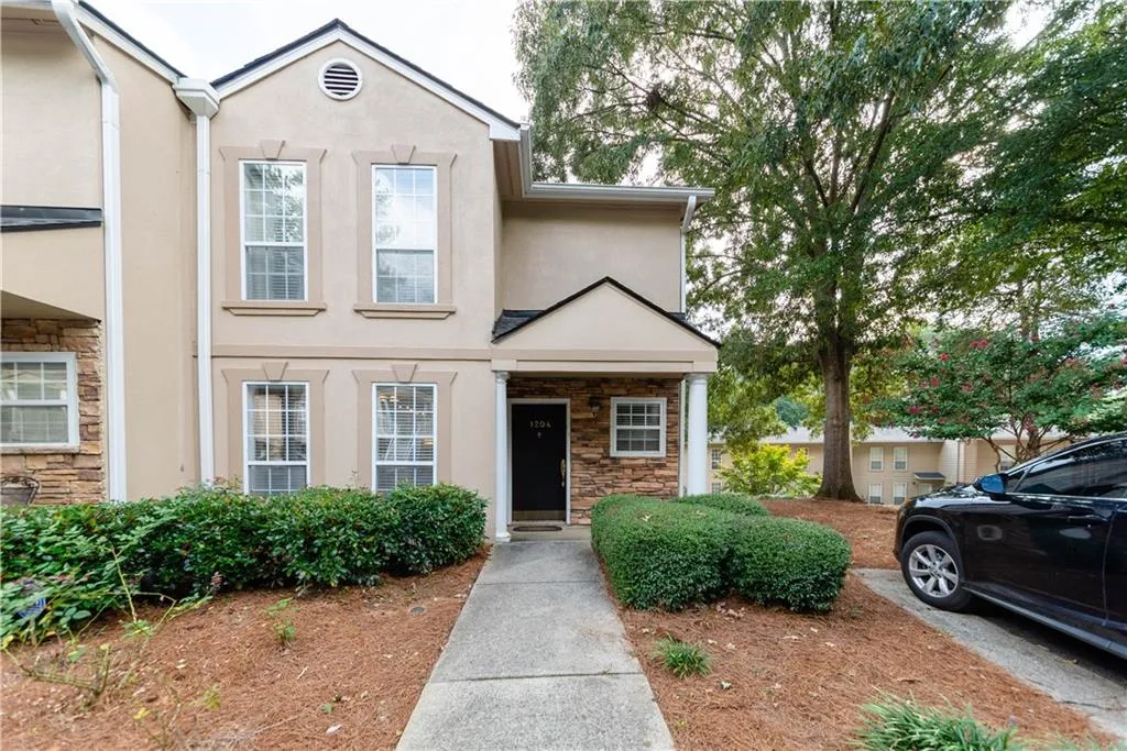 1204 Masons Creek Circle, Sandy Springs, Georgia 30350, 2 Bedrooms Bedrooms, ,2 BathroomsBathrooms,Residential,Sold,1204 Masons Creek Circle,6777644