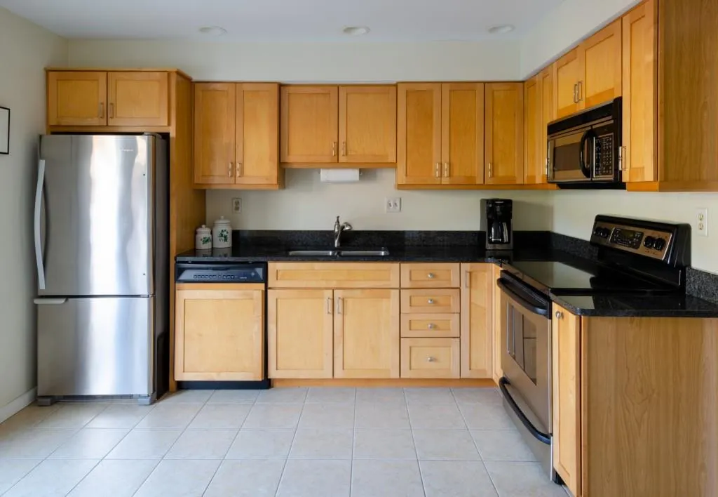 4 Queen Victoria Place Unit 4, Atlanta, Georgia 30342, 3 Bedrooms Bedrooms, ,2 BathroomsBathrooms,Residential,Sold,4 Queen Victoria Place Unit 4,5998426