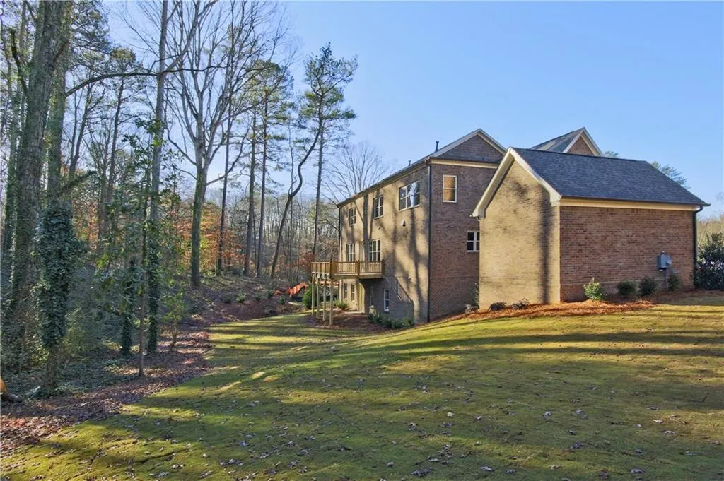 6315 Long Island Drive, Sandy Springs, Georgia 30328, 5 Bedrooms Bedrooms, ,5 BathroomsBathrooms,Residential,Sold,6315 Long Island Drive,5631153