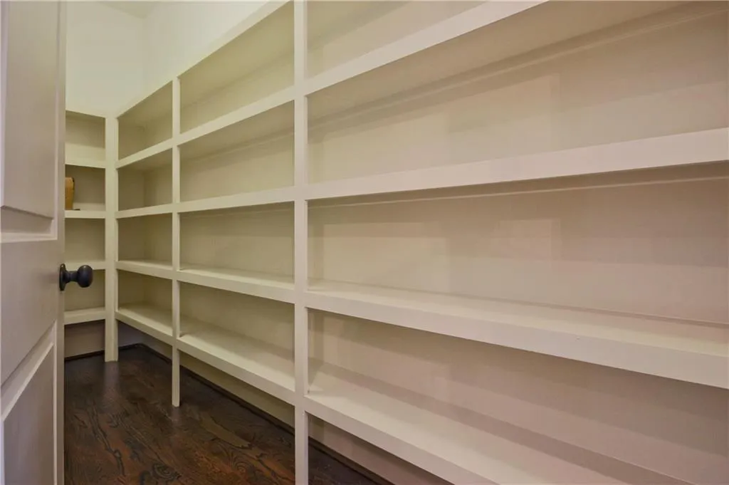 6315 Long Island Drive, Sandy Springs, Georgia 30328, 5 Bedrooms Bedrooms, ,5 BathroomsBathrooms,Residential,Sold,6315 Long Island Drive,5631153