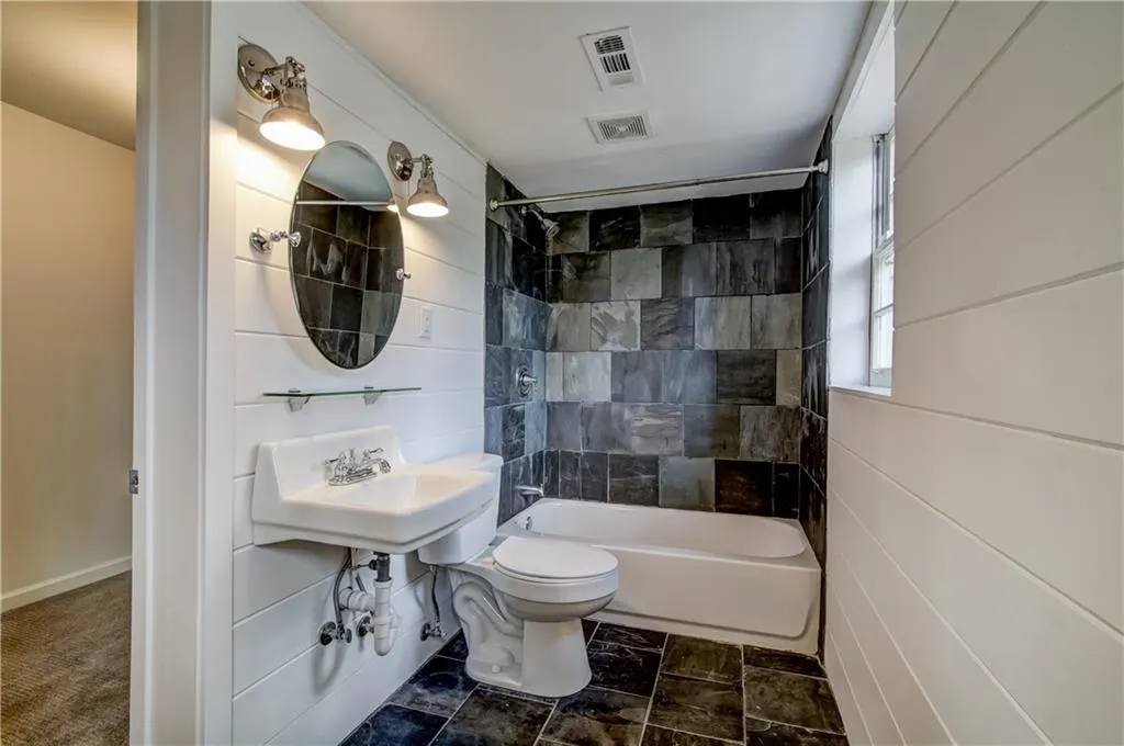 400 Franklin Road, Atlanta, Georgia 30342, 4 Bedrooms Bedrooms, ,3 BathroomsBathrooms,Residential,Sold,400 Franklin Road,5977061