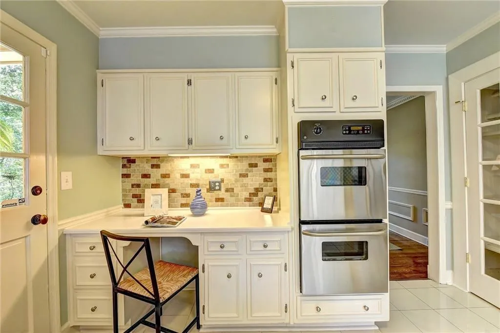 991 Lost Forest Drive, Atlanta, Georgia 30328, 5 Bedrooms Bedrooms, ,4 BathroomsBathrooms,Residential,Sold,991 Lost Forest Drive,6058833