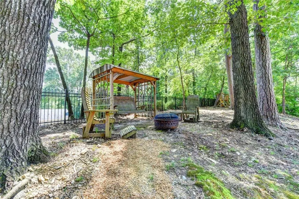 991 Lost Forest Drive, Atlanta, Georgia 30328, 5 Bedrooms Bedrooms, ,4 BathroomsBathrooms,Residential,Sold,991 Lost Forest Drive,6058833