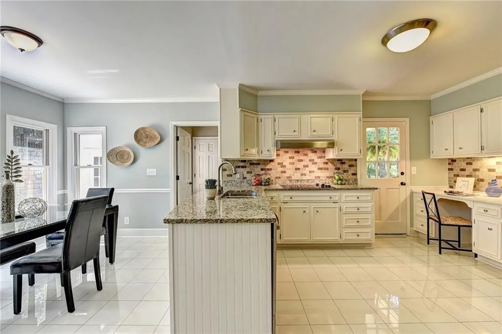 991 Lost Forest Drive, Atlanta, Georgia 30328, 5 Bedrooms Bedrooms, ,4 BathroomsBathrooms,Residential,Sold,991 Lost Forest Drive,6058833