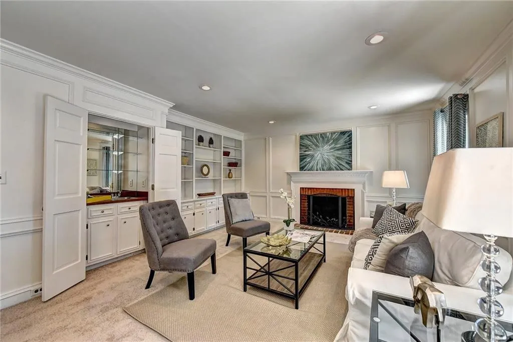 991 Lost Forest Drive, Atlanta, Georgia 30328, 5 Bedrooms Bedrooms, ,4 BathroomsBathrooms,Residential,Sold,991 Lost Forest Drive,6058833