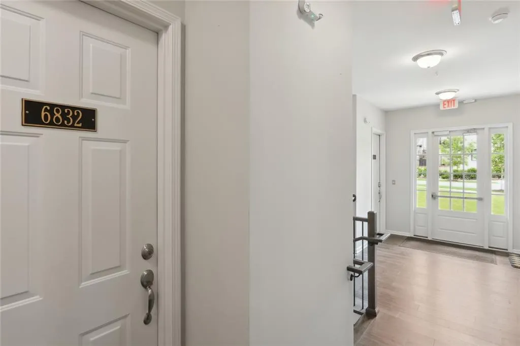 6832 Prelude Drive, Sandy Springs, Georgia 30328, 1 Bedroom Bedrooms, ,1 BathroomBathrooms,Residential,Sold,6832 Prelude Drive,7077009