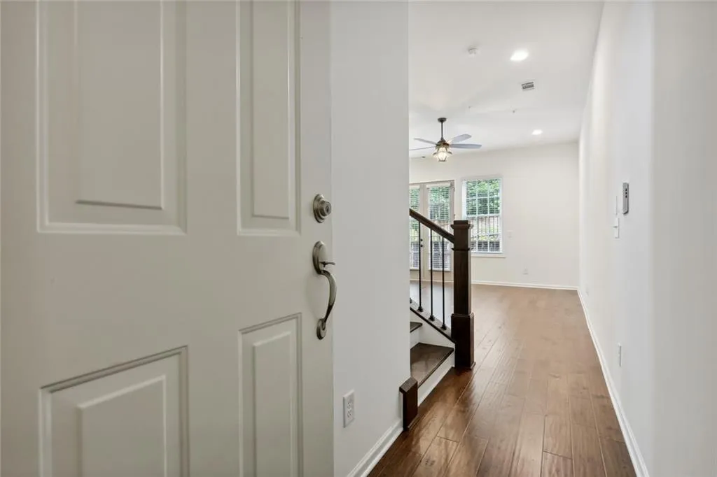6832 Prelude Drive, Sandy Springs, Georgia 30328, 1 Bedroom Bedrooms, ,1 BathroomBathrooms,Residential,Sold,6832 Prelude Drive,7077009