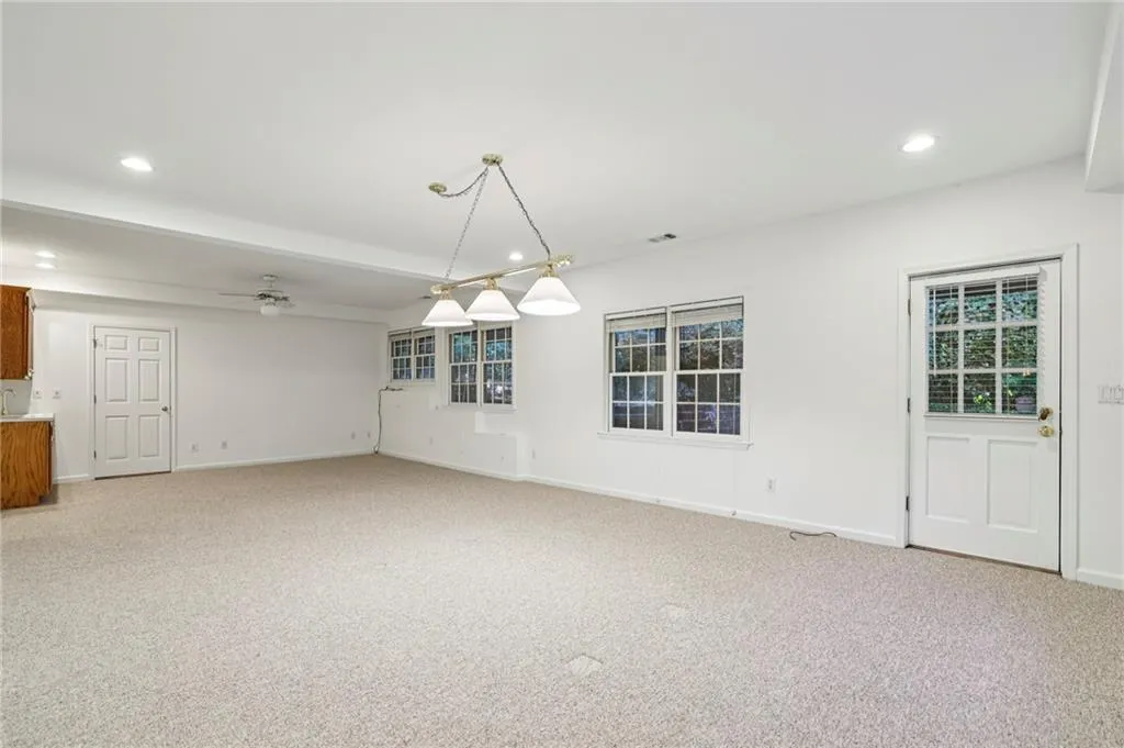 500 Cameron Manor Way, Sandy Springs, Georgia 30328, 4 Bedrooms Bedrooms, ,4 BathroomsBathrooms,Residential,For Sale,500 Cameron Manor Way,7657684