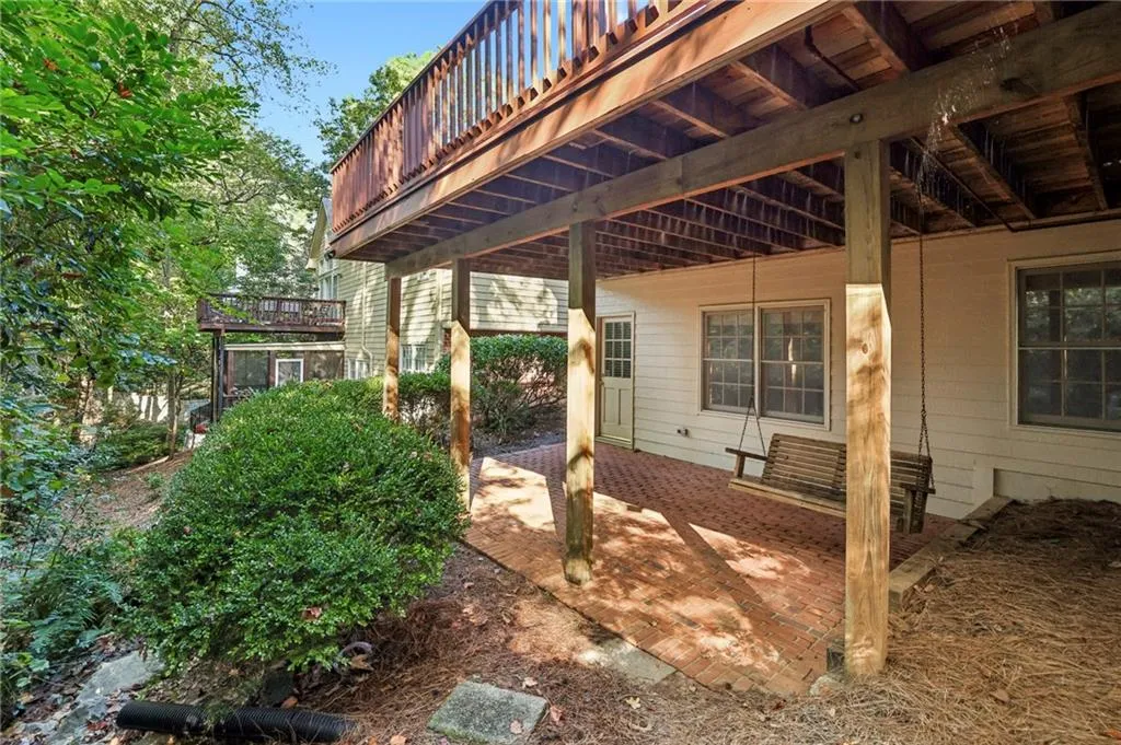 500 Cameron Manor Way, Sandy Springs, Georgia 30328, 4 Bedrooms Bedrooms, ,4 BathroomsBathrooms,Residential,For Sale,500 Cameron Manor Way,7657684