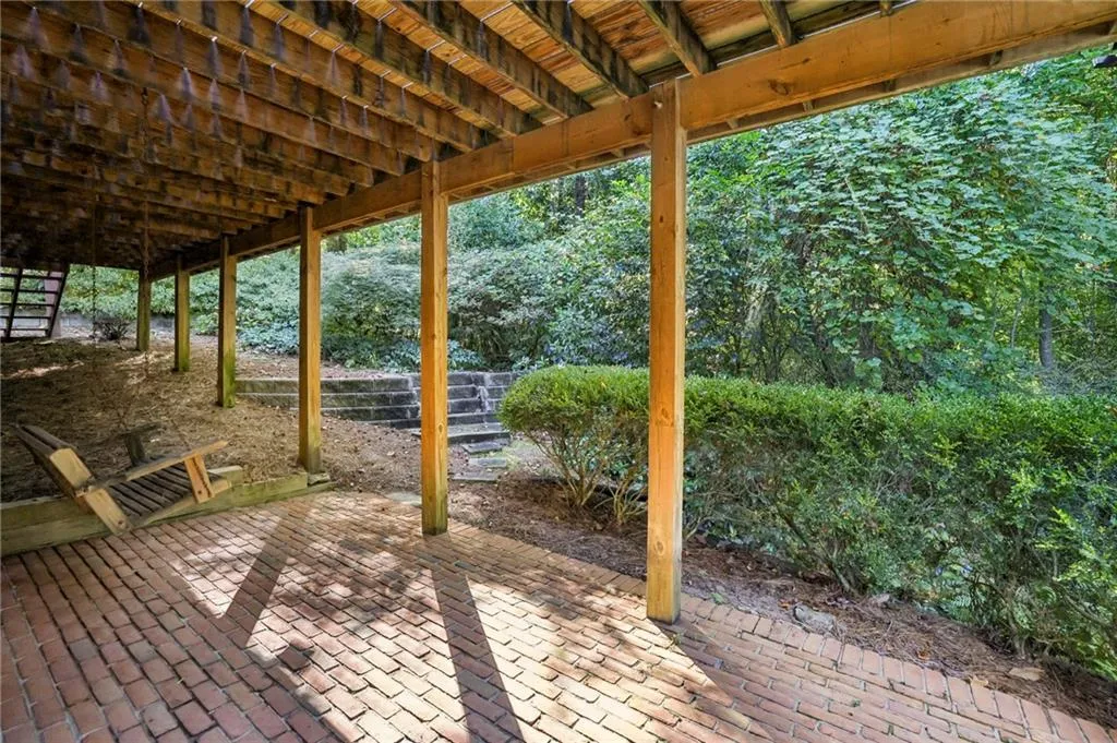 500 Cameron Manor Way, Sandy Springs, Georgia 30328, 4 Bedrooms Bedrooms, ,4 BathroomsBathrooms,Residential,For Sale,500 Cameron Manor Way,7657684