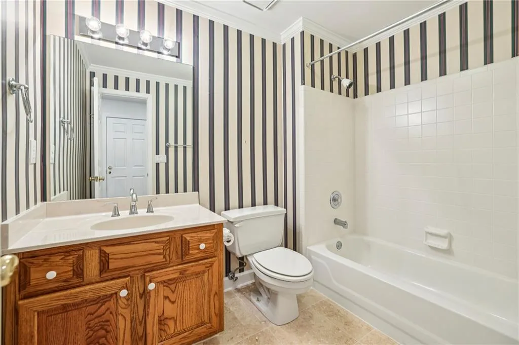 Lower Level Full Bath
