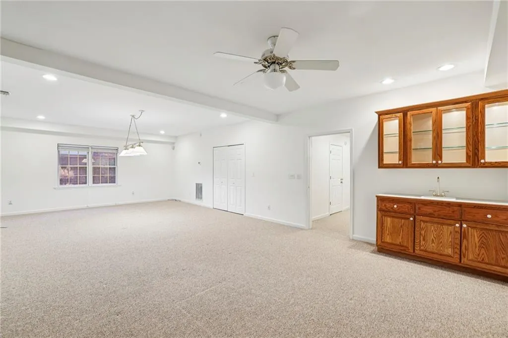 500 Cameron Manor Way, Sandy Springs, Georgia 30328, 4 Bedrooms Bedrooms, ,4 BathroomsBathrooms,Residential,For Sale,500 Cameron Manor Way,7657684