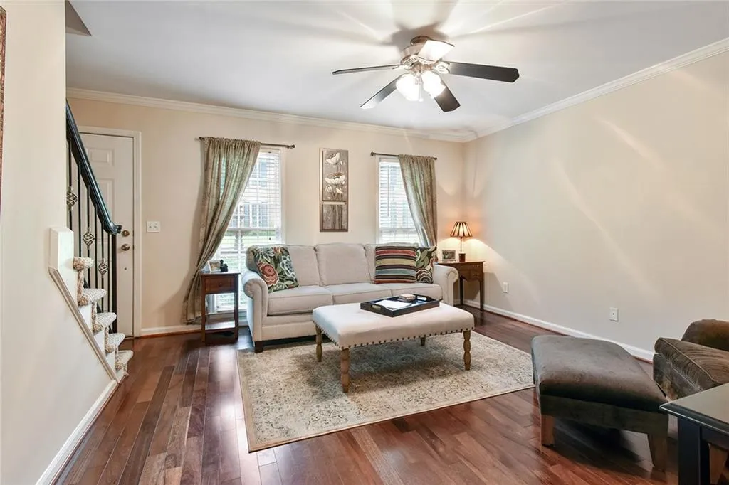 1101 Collier Road Nw Unit E3, Atlanta, Georgia 30318, 2 Bedrooms Bedrooms, ,1 BathroomBathrooms,Residential,Sold,1101 Collier Road Nw Unit E3,5874835