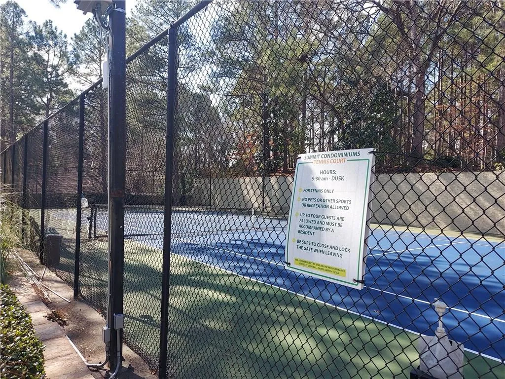 5143 Roswell Road Unit 6/43, Sandy Springs, Georgia 30342, 2 Bedrooms Bedrooms, ,1 BathroomBathrooms,Residential,Sold,5143 Roswell Road Unit 6/43,7005040