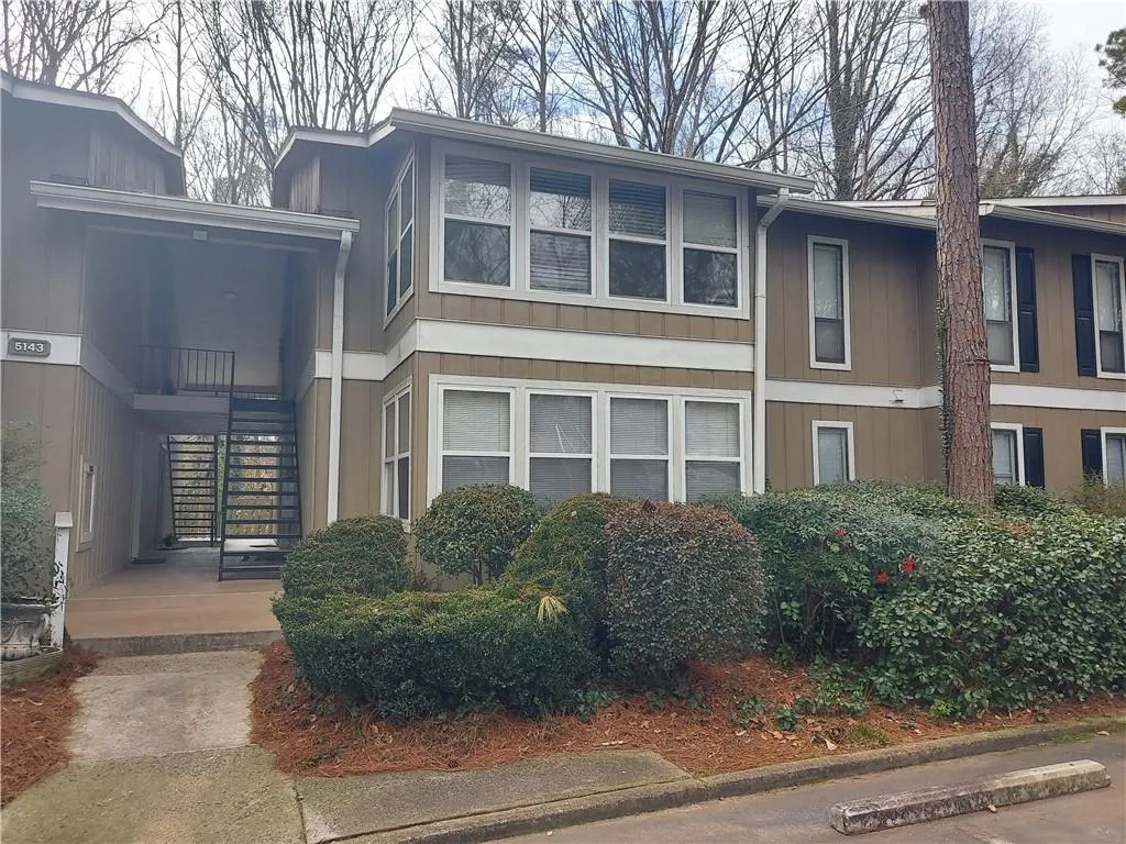 5143 Roswell Road Unit 6/43, Sandy Springs, Georgia 30342, 2 Bedrooms Bedrooms, ,1 BathroomBathrooms,Residential,Sold,5143 Roswell Road Unit 6/43,7005040