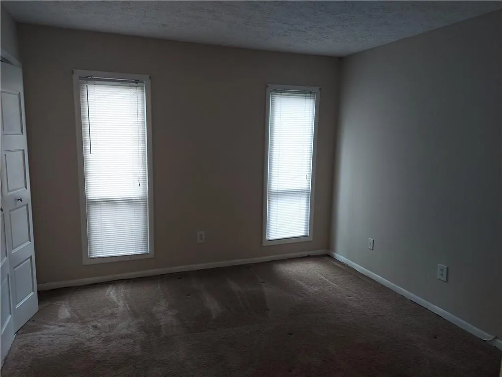 5143 Roswell Road Unit 6/43, Sandy Springs, Georgia 30342, 2 Bedrooms Bedrooms, ,1 BathroomBathrooms,Residential,Sold,5143 Roswell Road Unit 6/43,7005040