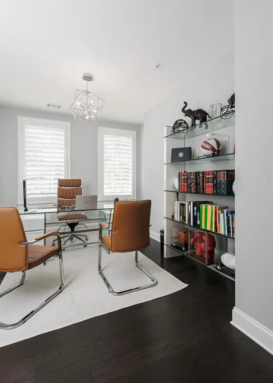 6719 Encore Boulevard, Sandy Springs, Georgia 30328, 3 Bedrooms Bedrooms, ,3 BathroomsBathrooms,Residential,Sold,6719 Encore Boulevard,6785149