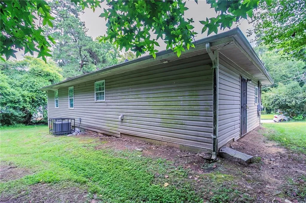 2757 Revere Drive Nw, Atlanta, Georgia 30318, 3 Bedrooms Bedrooms, ,2 BathroomsBathrooms,Residential,For Sale,2757 Revere Drive Nw,7594616