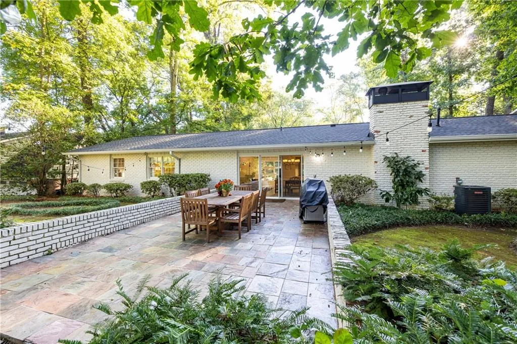5614 Colton Drive, Sandy Springs, Georgia 30342, 3 Bedrooms Bedrooms, 0 ,2 BathroomsBathrooms,Residential,For Sale,5614 Colton Drive,7854376