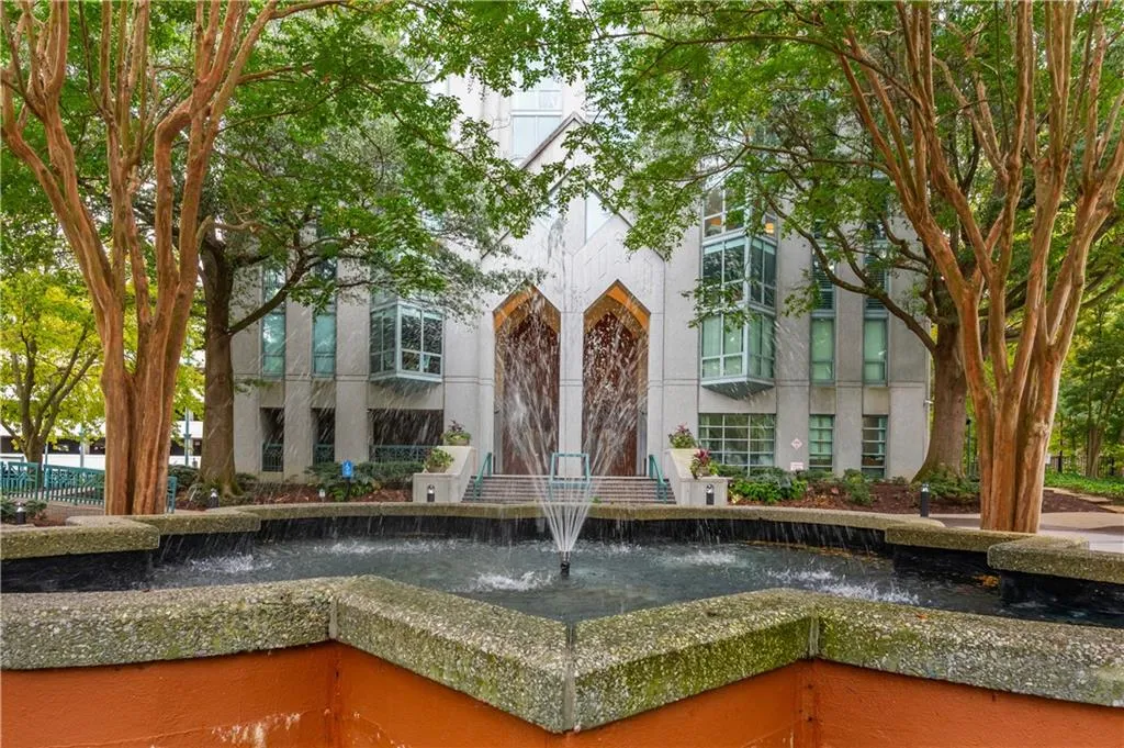 2870 Pharr Court South Nw Unit 2007, Atlanta, Georgia 30305, 1 Bedroom Bedrooms, ,1 BathroomBathrooms,Residential,For Sale,2870 Pharr Court South Nw Unit 2007,7670659