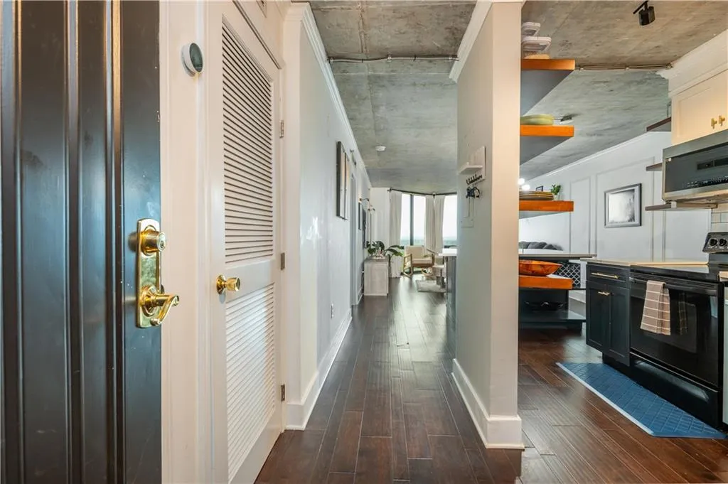 2870 Pharr Court South Nw Unit 2007, Atlanta, Georgia 30305, 1 Bedroom Bedrooms, ,1 BathroomBathrooms,Residential,For Sale,2870 Pharr Court South Nw Unit 2007,7670659