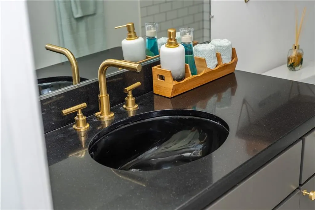 2870 Pharr Court South Nw Unit 2007, Atlanta, Georgia 30305, 1 Bedroom Bedrooms, ,1 BathroomBathrooms,Residential,For Sale,2870 Pharr Court South Nw Unit 2007,7670659