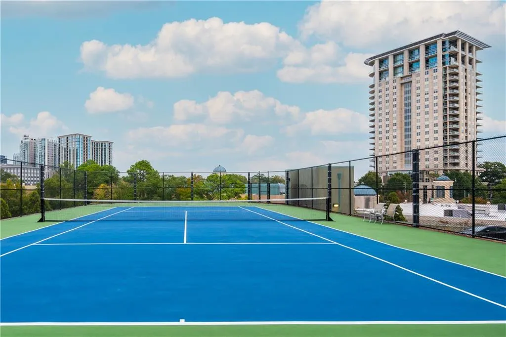 2870 Pharr Court South Nw Unit 2007, Atlanta, Georgia 30305, 1 Bedroom Bedrooms, ,1 BathroomBathrooms,Residential,For Sale,2870 Pharr Court South Nw Unit 2007,7670659