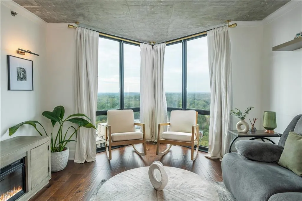 2870 Pharr Court South Nw Unit 2007, Atlanta, Georgia 30305, 1 Bedroom Bedrooms, ,1 BathroomBathrooms,Residential,For Sale,2870 Pharr Court South Nw Unit 2007,7670659